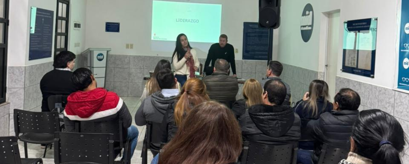 El MID de Santo Tomé impulsó una capacitación sobre liderazgo y trabajo en equipo